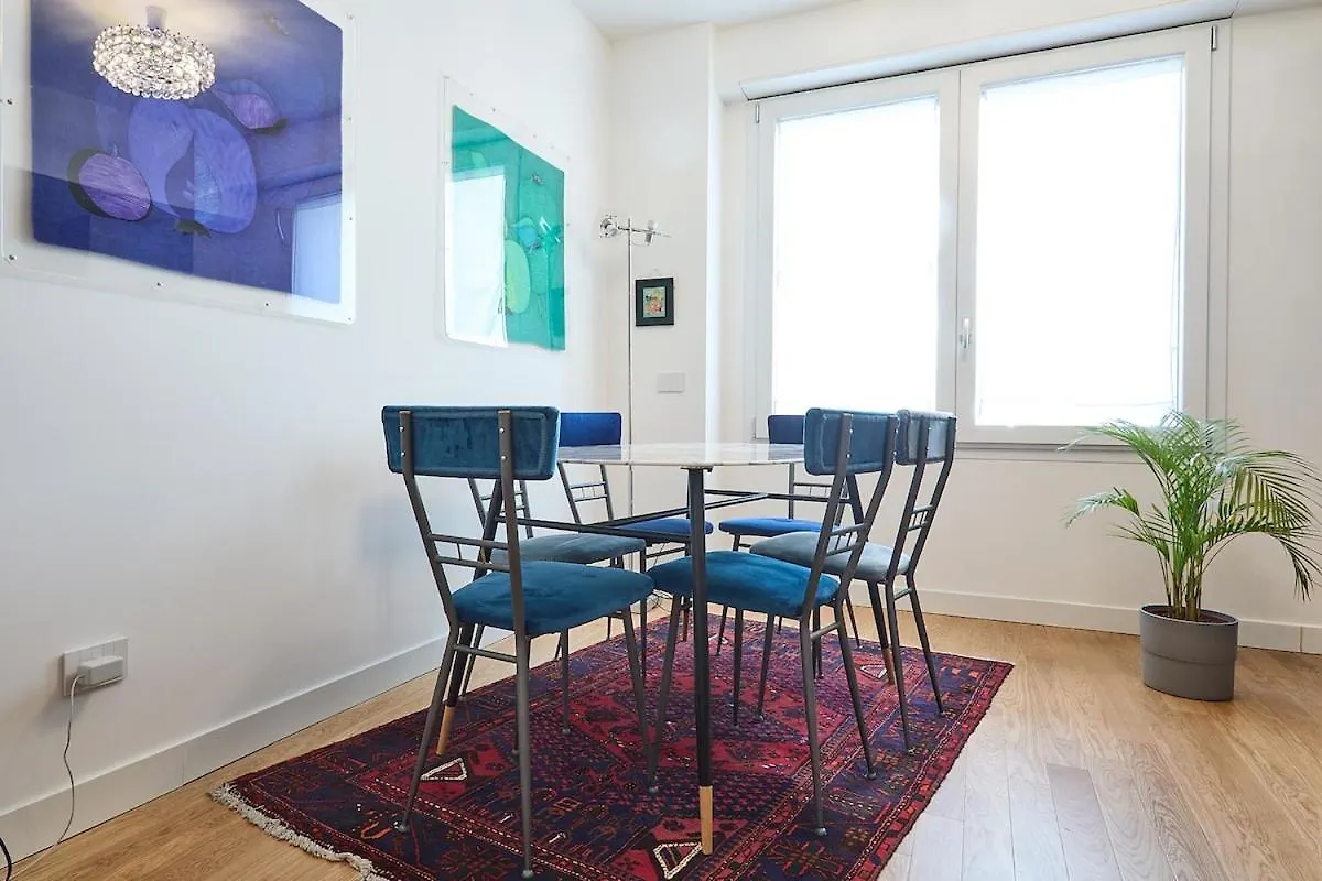 Bright Luxury Apartment Milan 0*,  Italy