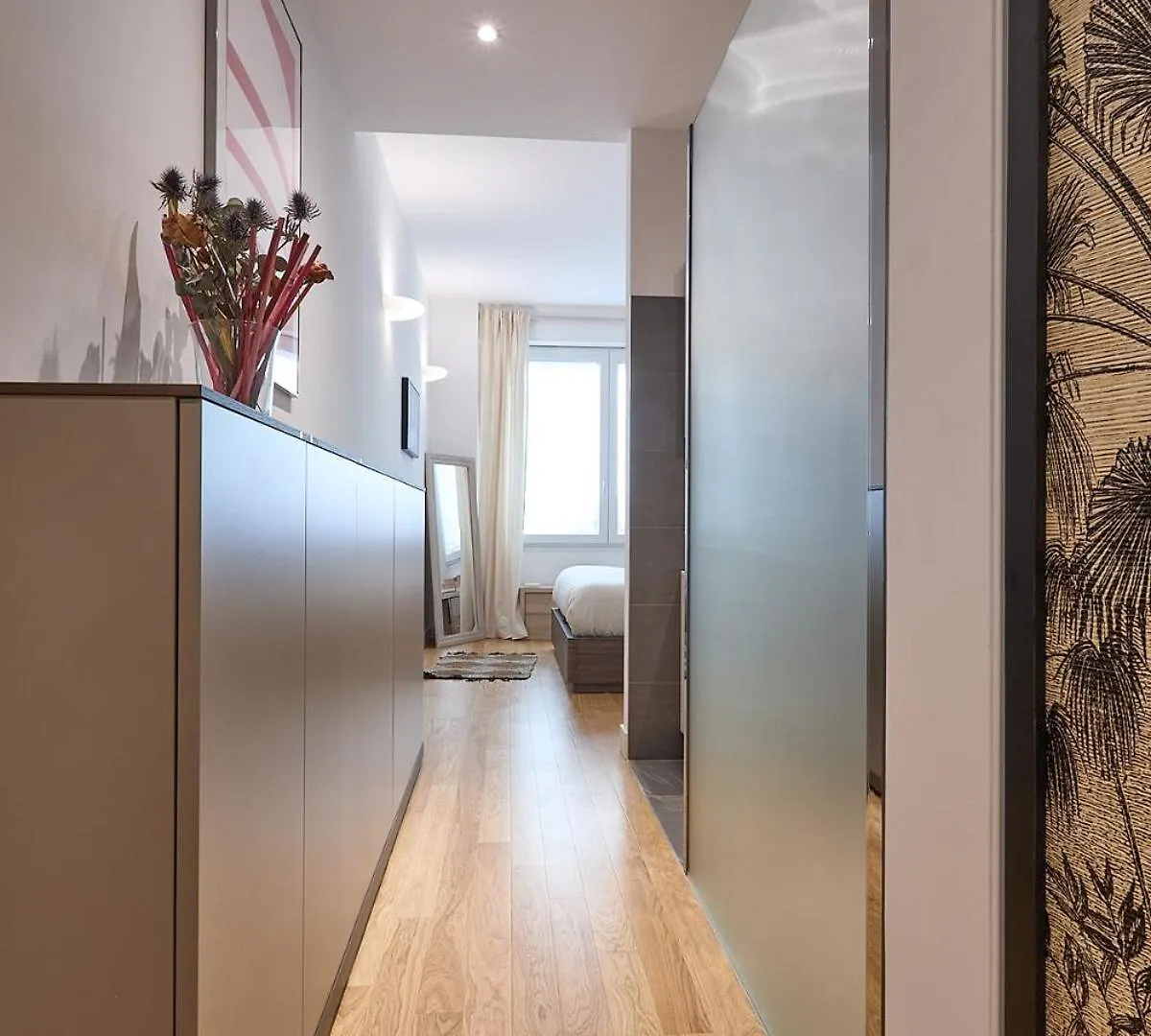 Bright Luxury Apartment Milan